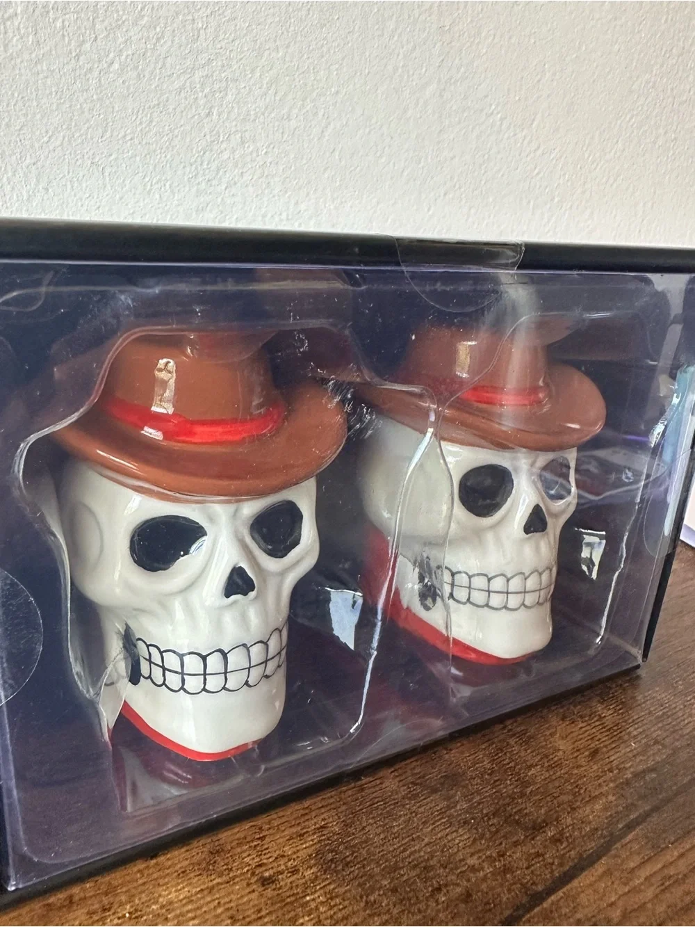 Skulls with Cowboy Hats Salt and Pepper Shaker Set White and Brown NEW in Pkg